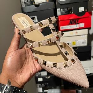 Brand New Never Worn Valentino Flats